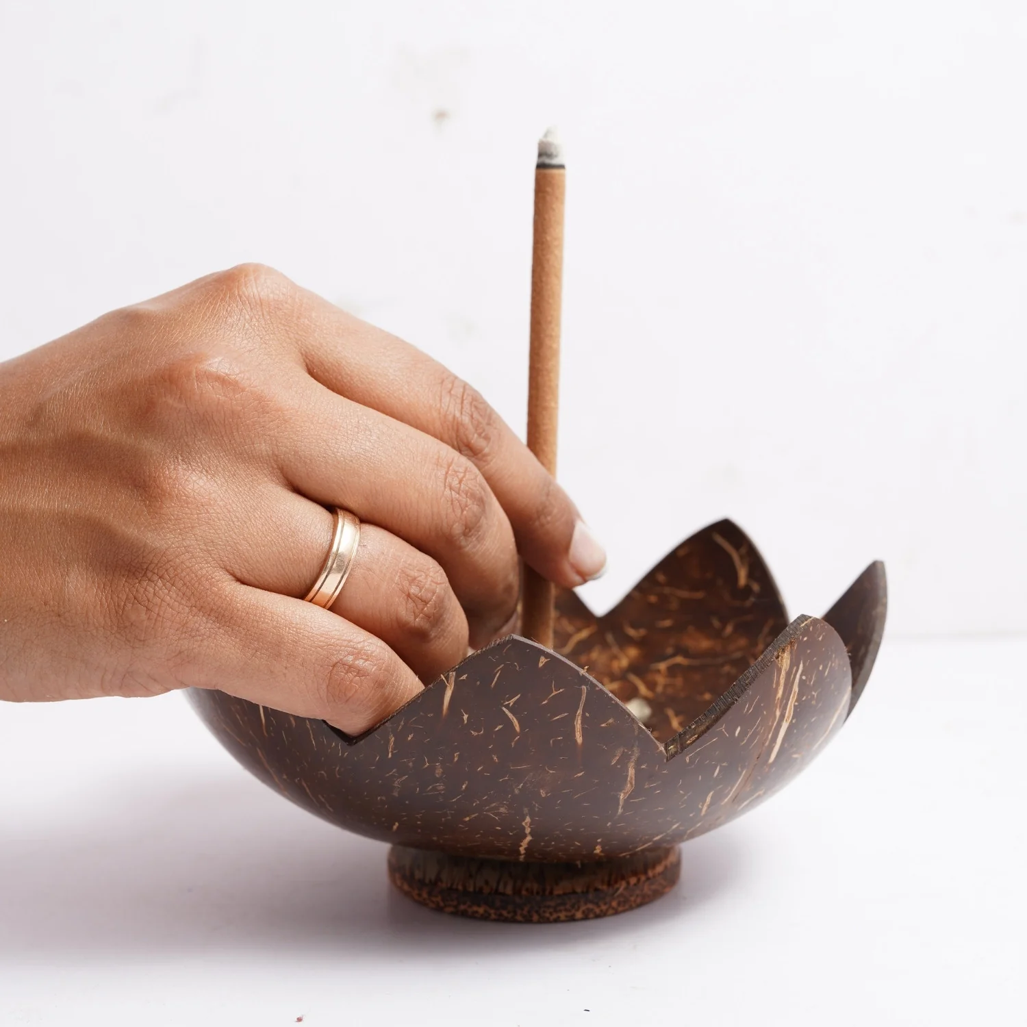 Coco-Shell Incense Holder - Image 3